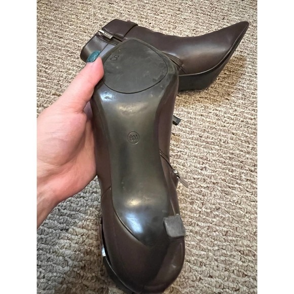 Calvin Klein Women's Sarity Pointy Toe Dress Booties - Picture 6 of 6